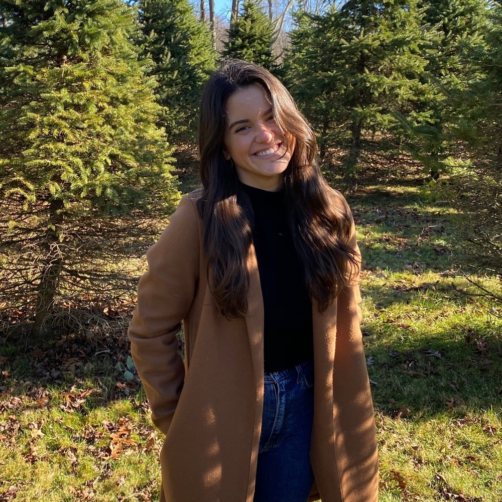 Meet your Posher, Monica